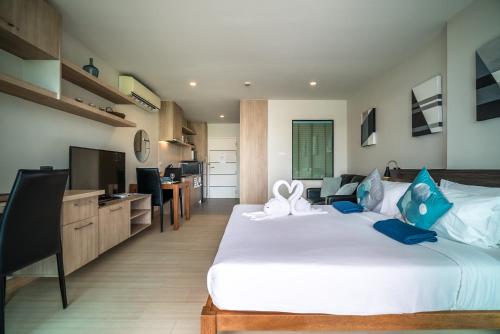 Apartments at The Bliss Condo by Lofty - image 4