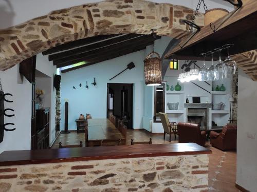 keuken, CASA RURAL LA CARRIONA in Segura De Leon