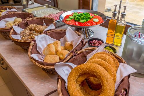 Avalon Airport Hotel Thessaloniki - image 14