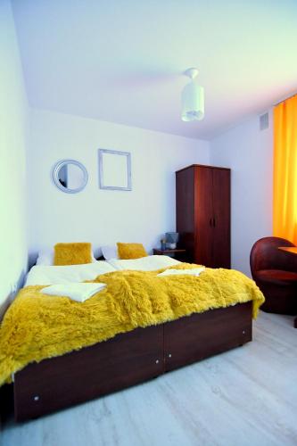 5 twin beds