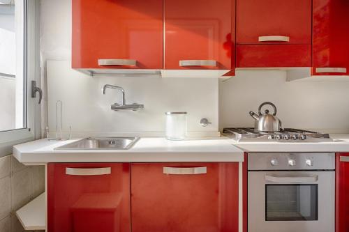 Toc-Toc Apartment a 10 min dall'Ospedale Maria Vittoria - image 6