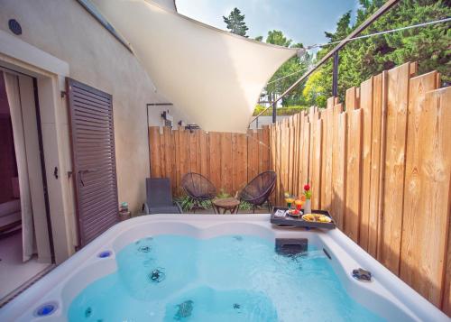 Junior Suite with Spa Bath and Hot Tub