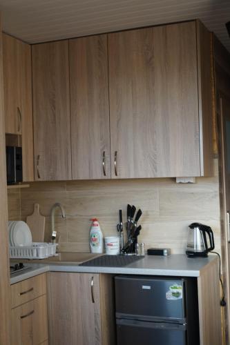 Зручності, 2 osobowe kawalerki w domkach FreezerHause Kozery- NoclegiGrodziskPL 792-535-535 in Grodzisk Mazowiecki