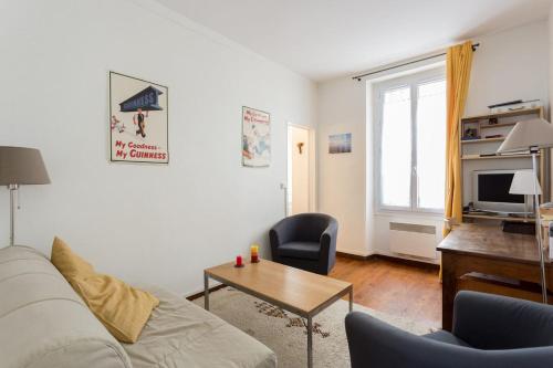 Charming Flat Grenelle