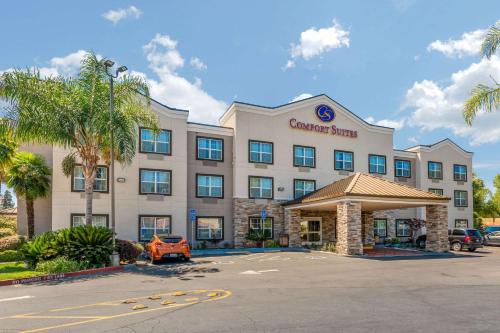 Comfort Suites Downtown Sacramento