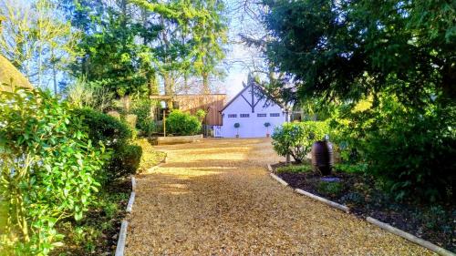 Thatched Eaves