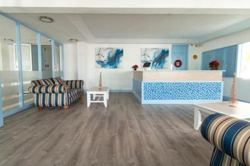 Time Out in Christ Church