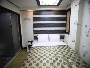 Kyoung Dong Hotel Myeongdong, Soul (fotografie 8)