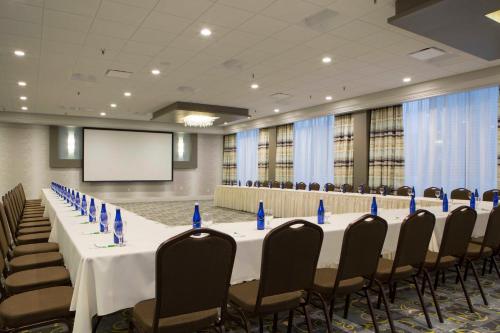 Holiday Inn Binghamton-Downtown Hawley Street an IHG Hotel - image 3