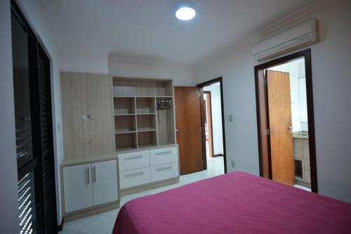 L083 - Residencial Flor da Manha, 1686 - Apto a 80m da praia de Bombas