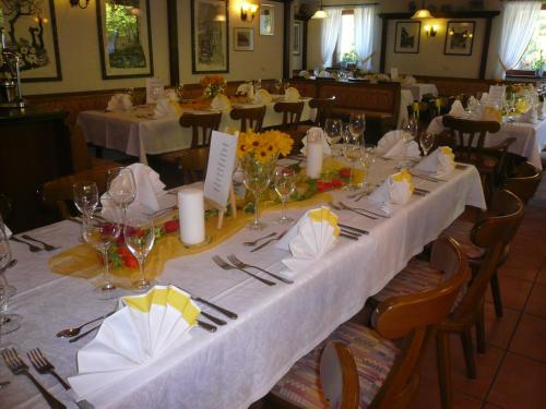 Hotel Waldeck mit Restaurant – Eppingen, TX