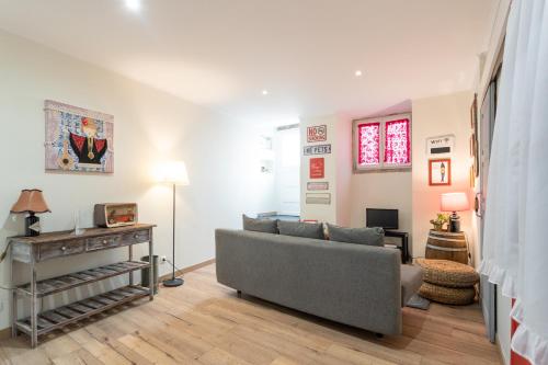  Feels Like Home Alfama Sophisticated Apartment, Unterkunft in Lissabon