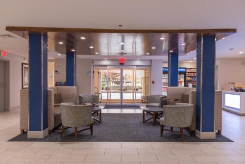 Holiday Inn Express Branford-New Haven an IHG Hotel - image 4