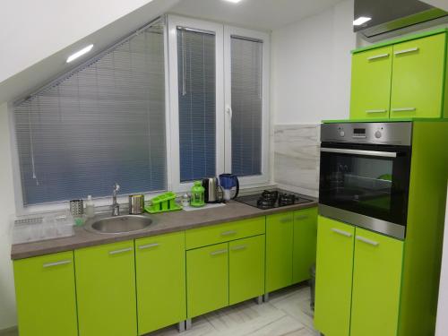 Jasmin White Apartment in Chento