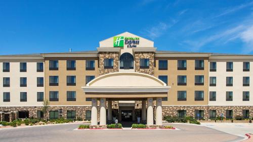 Holiday Inn Express & Suites Midland South I-20, an IHG Hotel