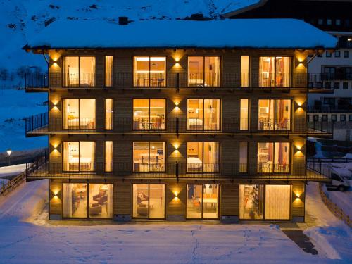 Red Fox Lodge 2