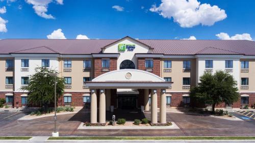 Holiday Inn Express & Suites Midland Loop 250