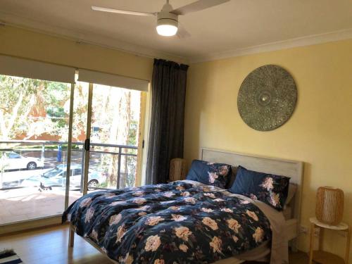 Escape to Strathfield for 8 guests