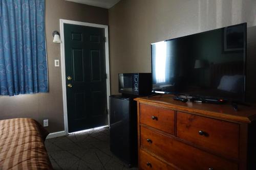 A&A Lake Tahoe Inn in Bijou