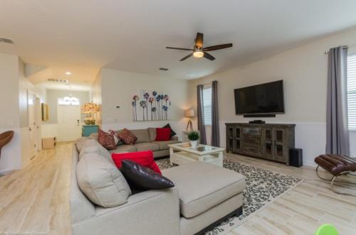 Life is Good! 6 Bedroom Villa with Game Room villa - image 9