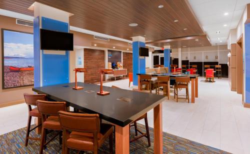 Holiday Inn Express & Suites - Prosser - Yakima Valley Wine by IHG