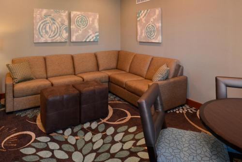 Staybridge Suites Sioux Falls At Empire Mall Hotel By IHG - 숙소 외관