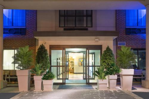 Holiday Inn Express Hotel & Suites Easton