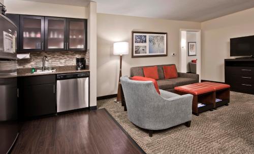 Staybridge Suites - Charlotte Ballantyne, an IHG Hotel