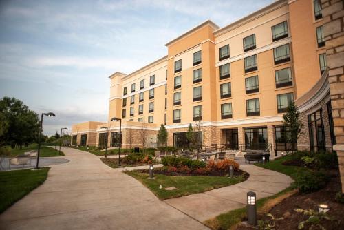 Holiday Inn Hotel & Suites - Joliet Southwest, an IHG Hotel