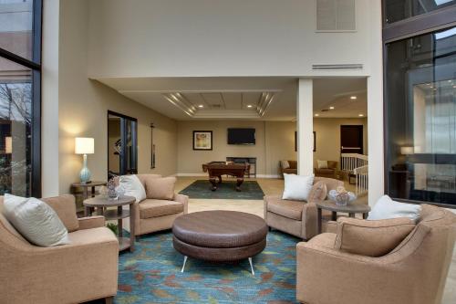 Candlewood Suites Wichita East