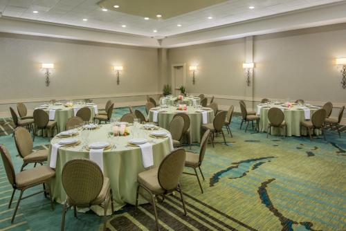 Crowne Plaza Charleston By IHG - image 13