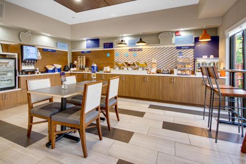 Holiday Inn Express Dublin by IHG