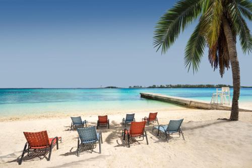 Beach, Holiday Inn Express & Suites Nassau in Nassau