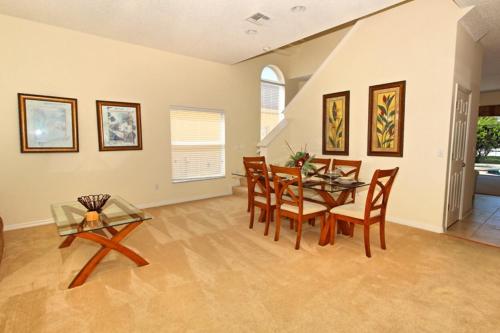 Glenbrook - Lovely 5 Bdm Villa with Pool Spa Games villa - image 4
