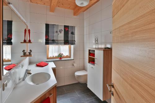 Ferienwohnungen Hanetseder Room Type - Two-Bedroom House