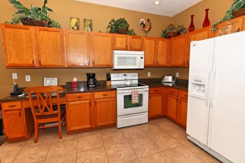Private Luxury & Comfort - Golf Community villa - image 3