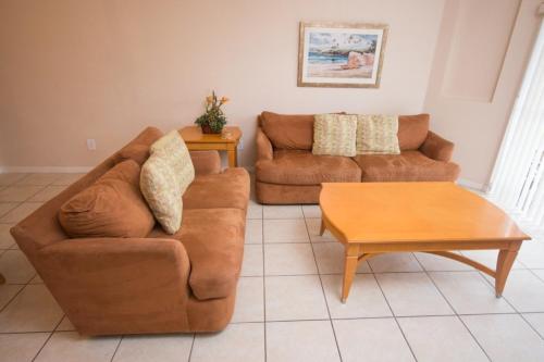 Maria's Regal Palms Townhouse townhouse - image 6