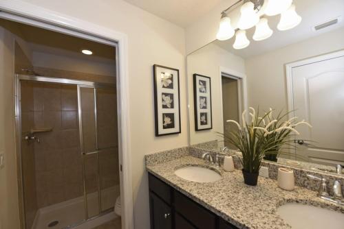 Windor at Westside - 7 Bdm Villa with private pool home - image 3