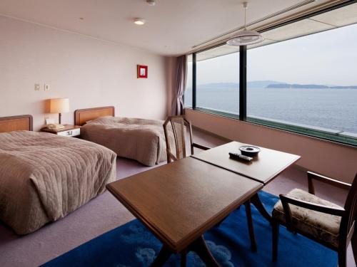 Deluxe Twin Room with Sea View- Seafood Dinner and Breakfast Included- Non Smoking