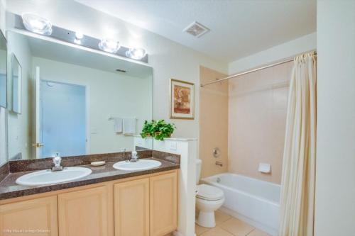 South Facing Pool & Spa - Mins to Disney villa - image 4