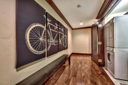 Luxury Residence with Ritz Amenities at Constellation condo - image 6