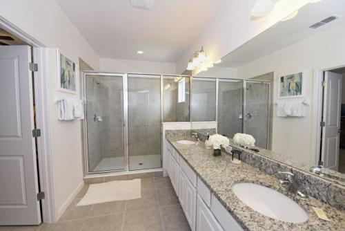 6 Bedroom Private Pool in Bella Vida Resort home - image 13