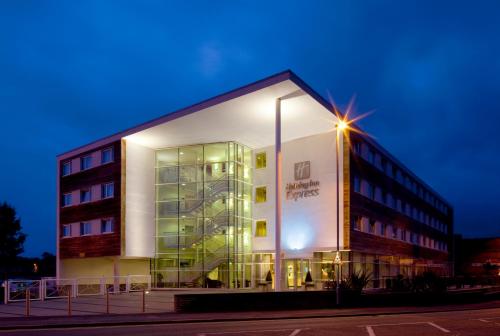 Holiday Inn Express, Chester Racecourse, an IHG hotel - Hotel - Chester