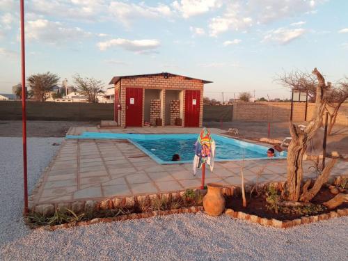 Basen, Stop 'n Stay Otavi Rest Camp in Outjo