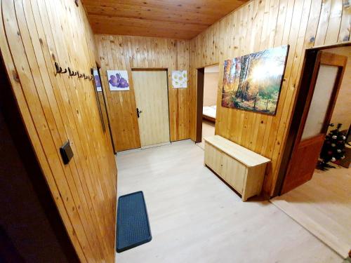 Ieeja, Chalupa LUPA in Ļiptovska Kokava
