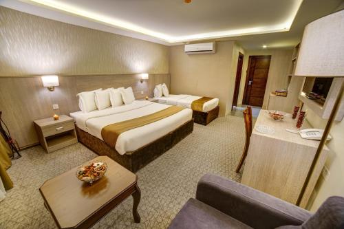 Triple room, deluxe, sea view