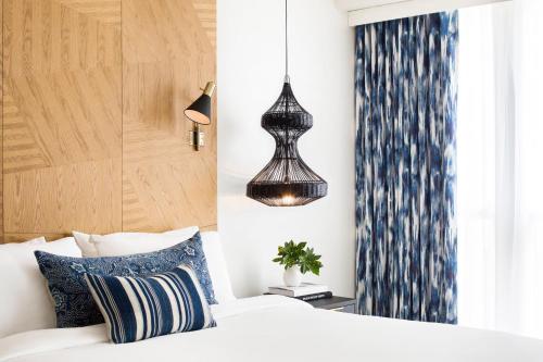 235060941 Kimpton Angler’s Hotel South Beach by IHG
