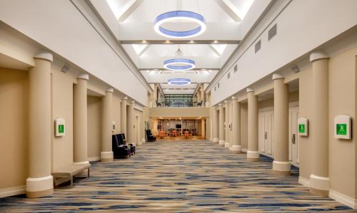 Holiday Inn Newport News - Hampton, an IHG Hotel