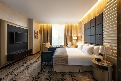 Crowne Plaza Riyadh - RDC Hotel & Convention, an IHG Hotel photo 4