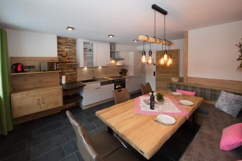 Konyha, Ferienhaus Neureiter in Viehhofen